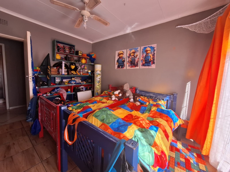 4 Bedroom Property for Sale in Rensburg Gauteng