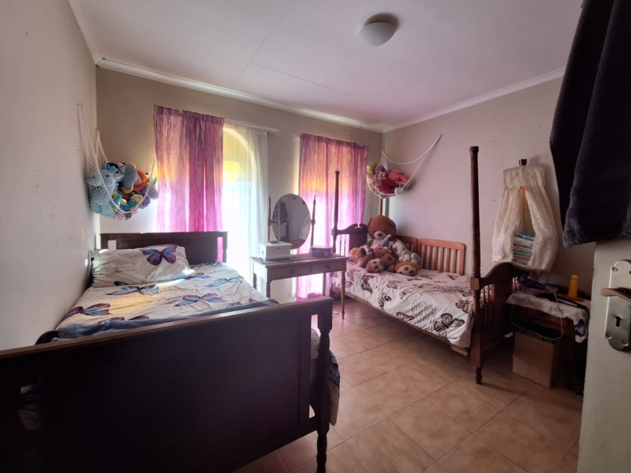 4 Bedroom Property for Sale in Rensburg Gauteng