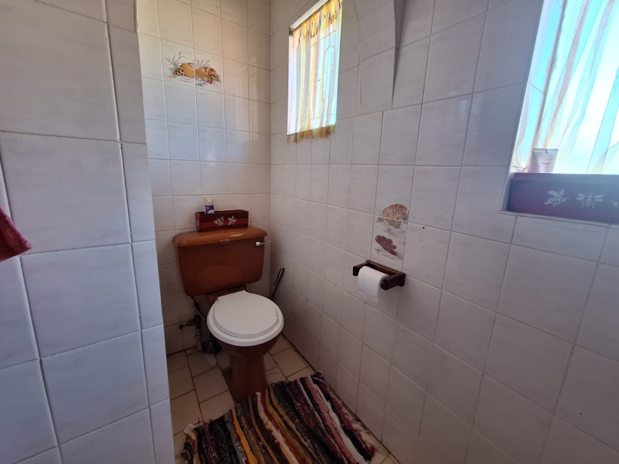 4 Bedroom Property for Sale in Rensburg Gauteng