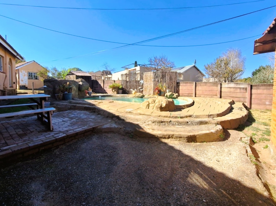 4 Bedroom Property for Sale in Rensburg Gauteng