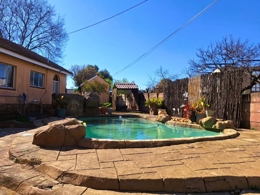 4 Bedroom Property for Sale in Rensburg Gauteng