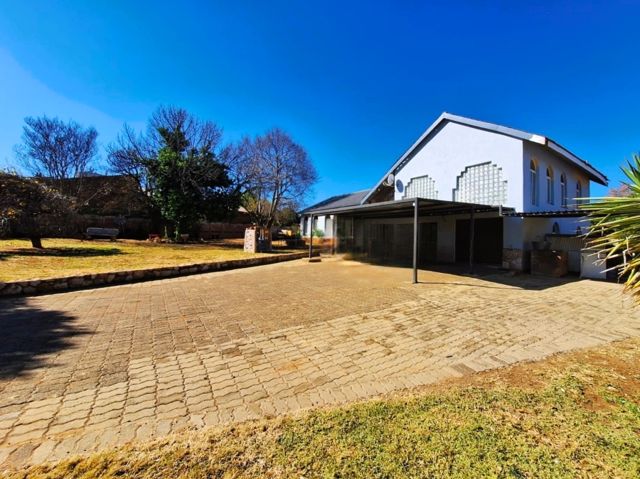 4 Bedroom Property for Sale in Rensburg Gauteng