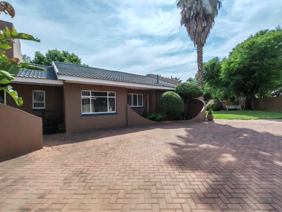 3 Bedroom Property for Sale in Three Rivers East Gauteng