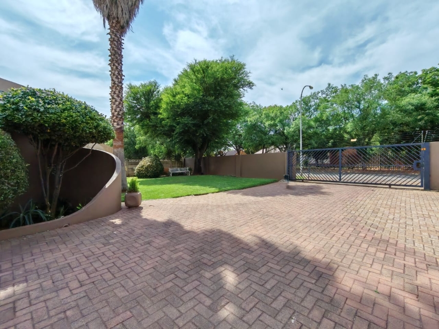 3 Bedroom Property for Sale in Three Rivers East Gauteng