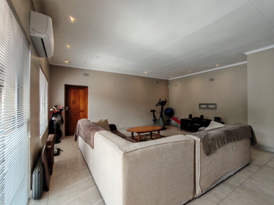 3 Bedroom Property for Sale in Three Rivers East Gauteng