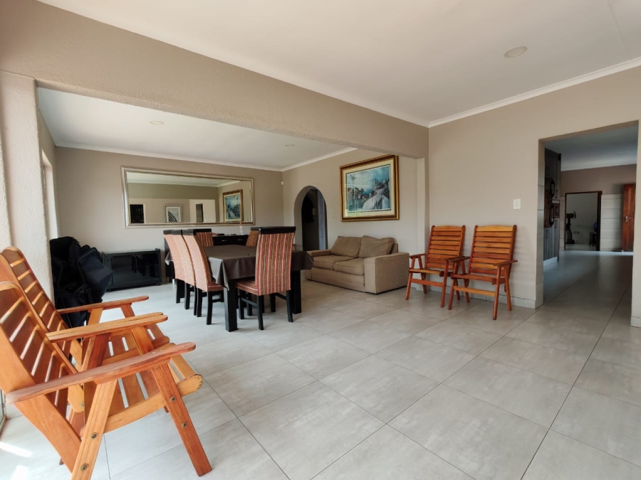 3 Bedroom Property for Sale in Three Rivers East Gauteng