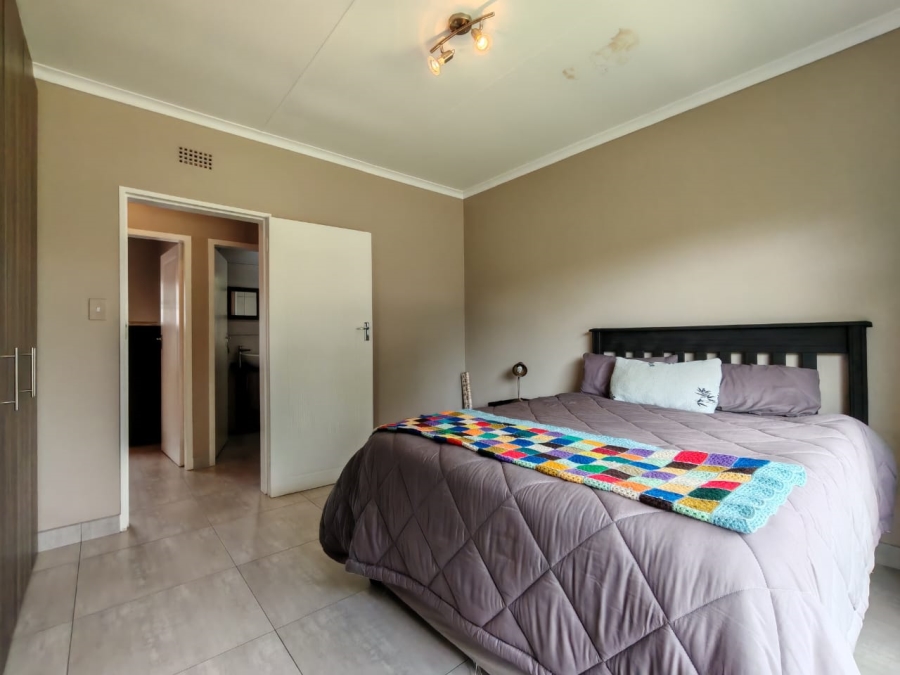 3 Bedroom Property for Sale in Three Rivers East Gauteng