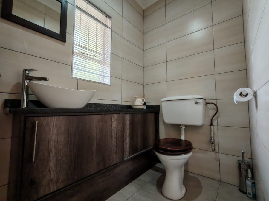 3 Bedroom Property for Sale in Three Rivers East Gauteng