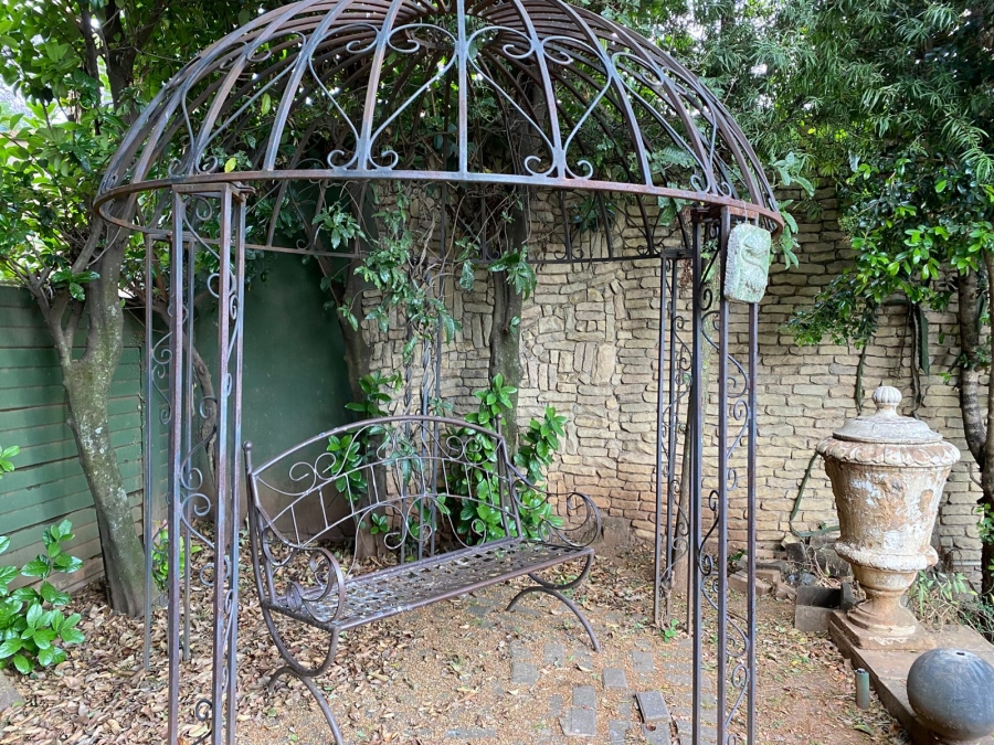 5 Bedroom Property for Sale in Colbyn Gauteng