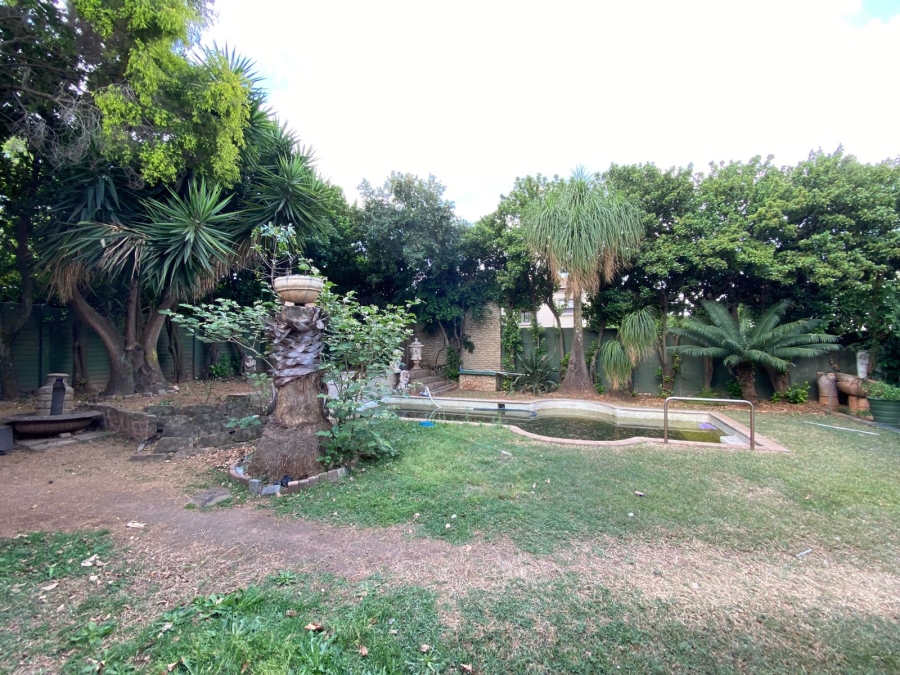 5 Bedroom Property for Sale in Colbyn Gauteng