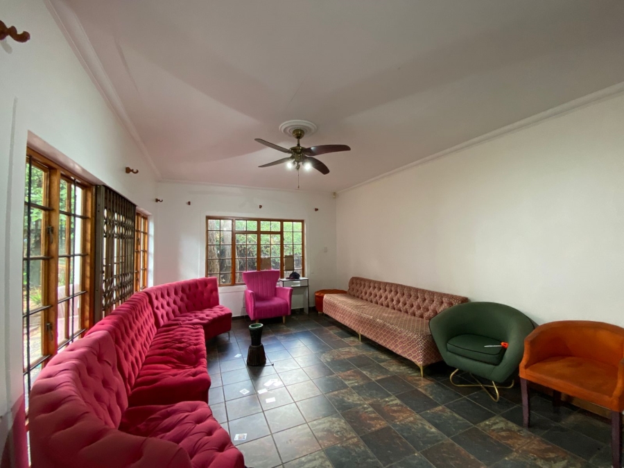 5 Bedroom Property for Sale in Colbyn Gauteng