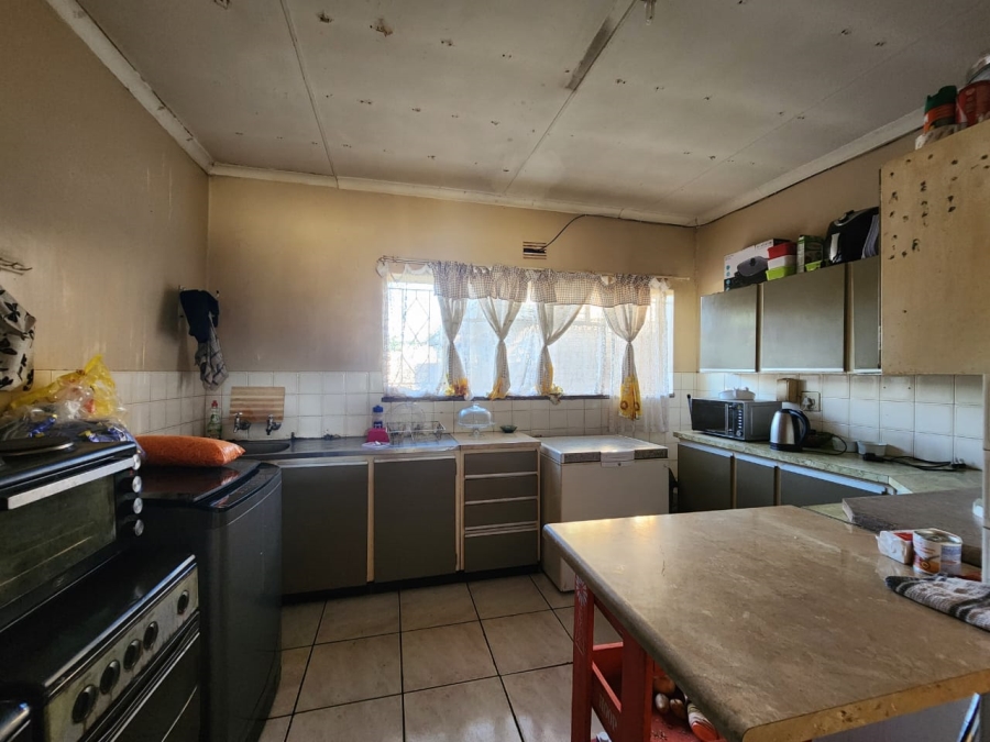 1 Bedroom Property for Sale in Vanderbijlpark CE 2 Gauteng