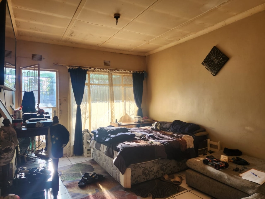1 Bedroom Property for Sale in Vanderbijlpark CE 2 Gauteng