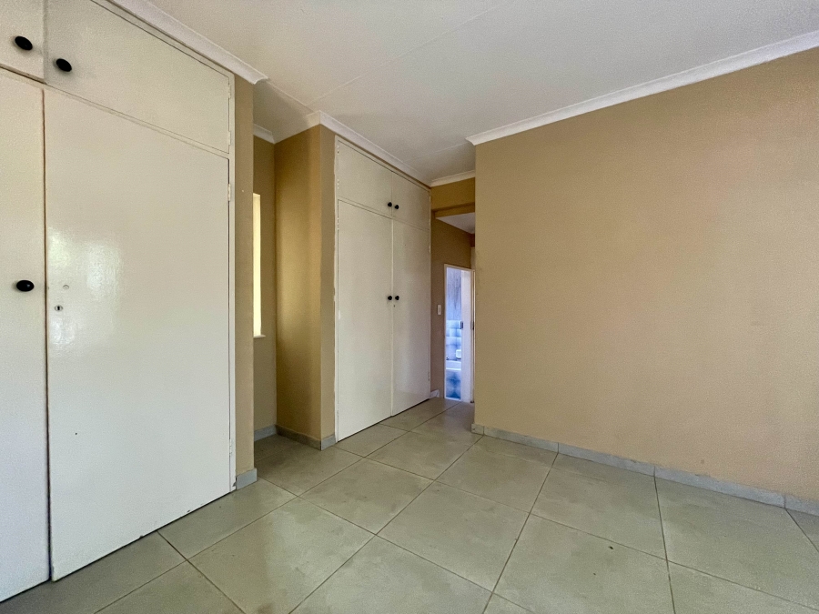 3 Bedroom Property for Sale in Glenvista Gauteng