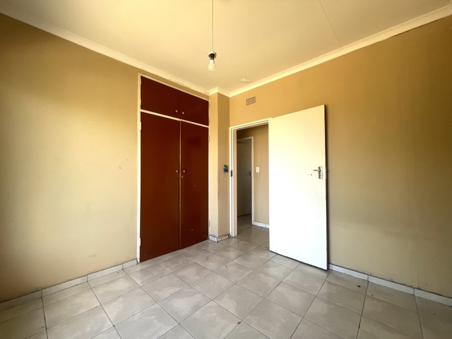 3 Bedroom Property for Sale in Glenvista Gauteng