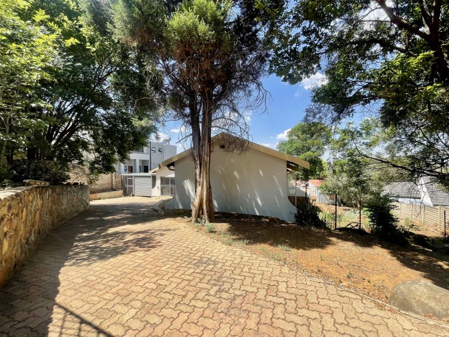 3 Bedroom Property for Sale in Glenvista Gauteng