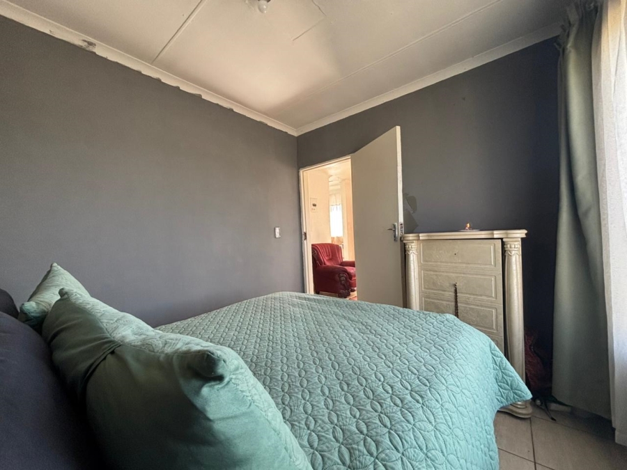 2 Bedroom Property for Sale in Vanderbijlpark CE 4 Gauteng