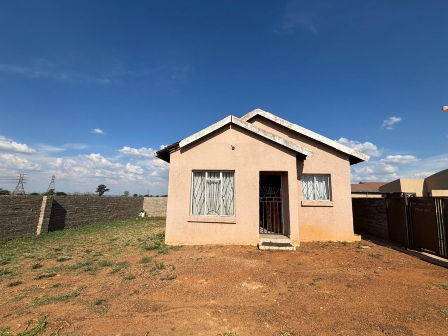 2 Bedroom Property for Sale in Vanderbijlpark CE 4 Gauteng