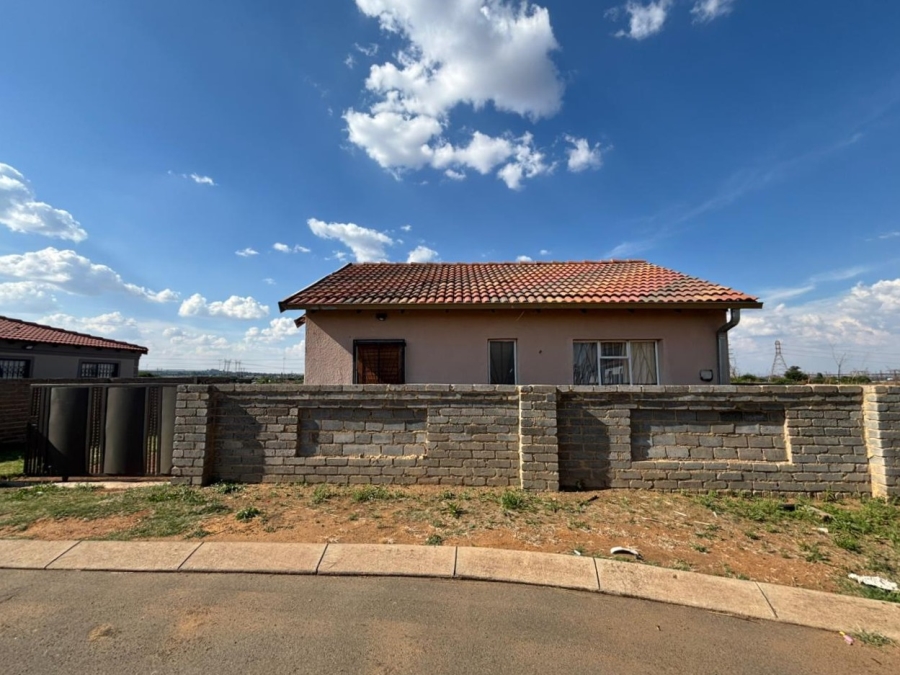 2 Bedroom Property for Sale in Vanderbijlpark CE 4 Gauteng