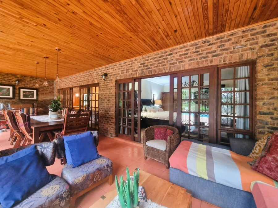 4 Bedroom Property for Sale in Unitas Park Gauteng