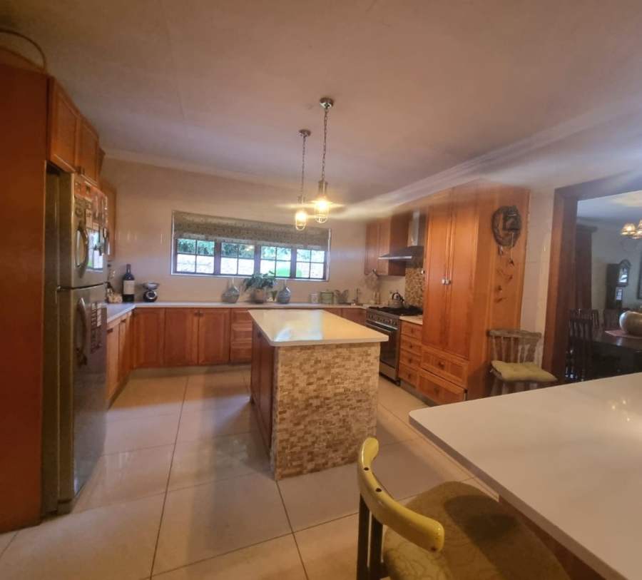 4 Bedroom Property for Sale in Unitas Park Gauteng