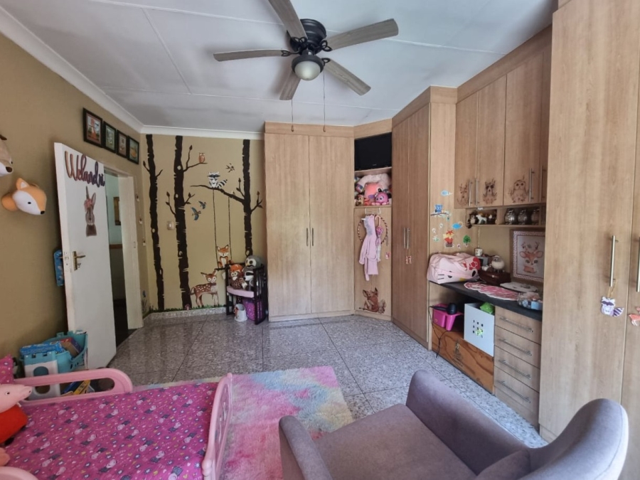 4 Bedroom Property for Sale in Vanderbijlpark SW 1 Gauteng