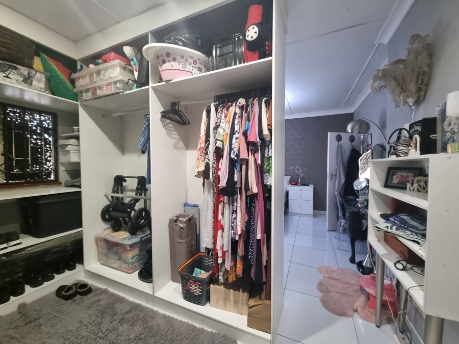 4 Bedroom Property for Sale in Vanderbijlpark SW 1 Gauteng