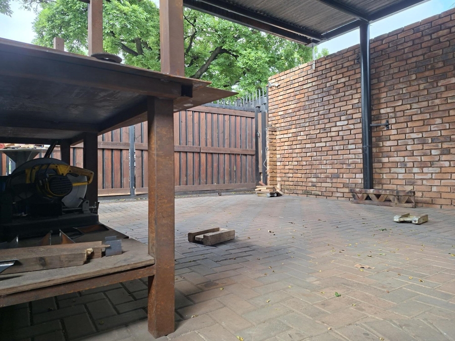 4 Bedroom Property for Sale in Magalieskruin Gauteng