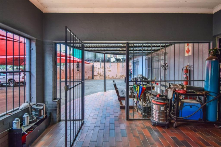 4 Bedroom Property for Sale in Sinoville Gauteng