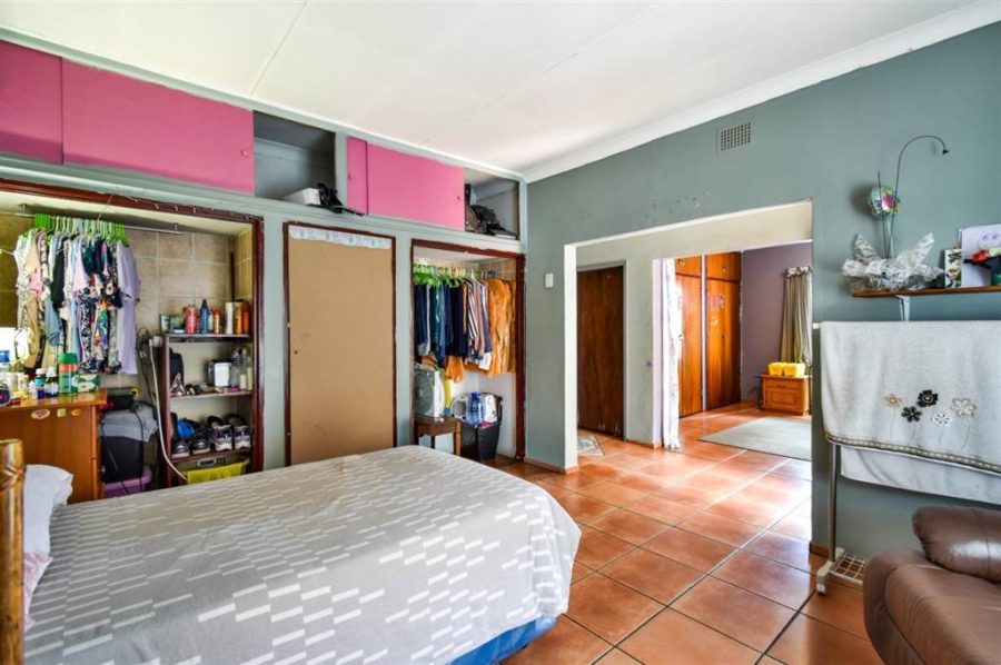 4 Bedroom Property for Sale in Sinoville Gauteng