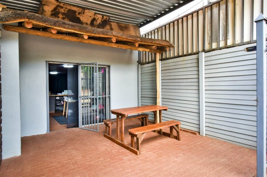 4 Bedroom Property for Sale in Sinoville Gauteng