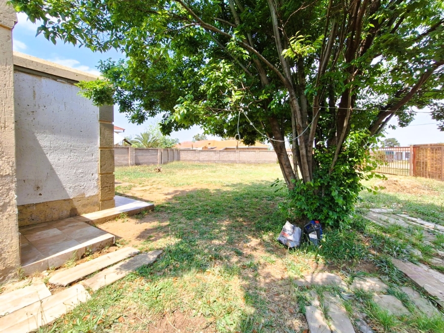 1 Bedroom Property for Sale in Jameson Park Gauteng