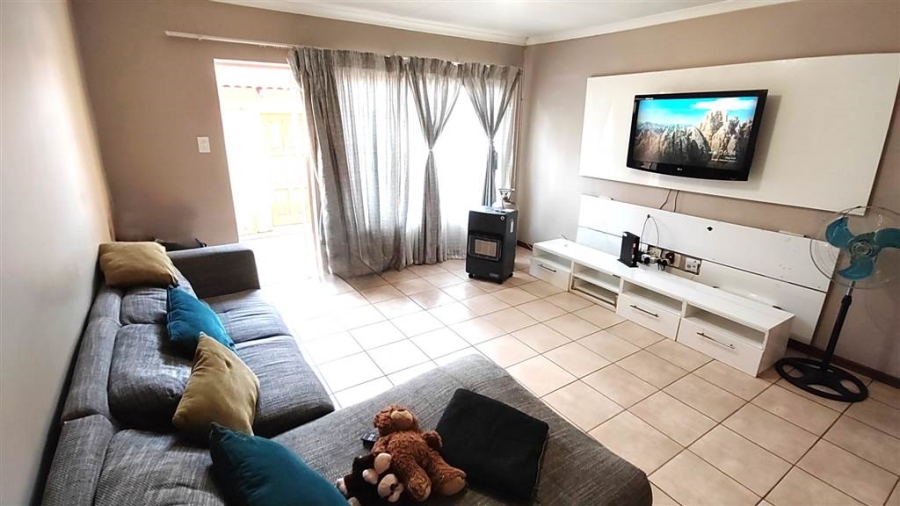 2 Bedroom Property for Sale in Montana Gauteng