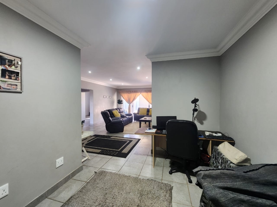 3 Bedroom Property for Sale in Arcon Park Gauteng