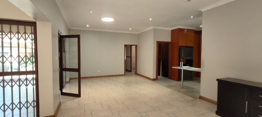 3 Bedroom Property for Sale in Three Rivers Proper Gauteng