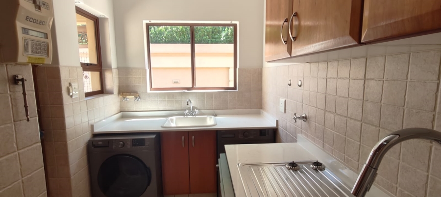 3 Bedroom Property for Sale in Three Rivers Proper Gauteng