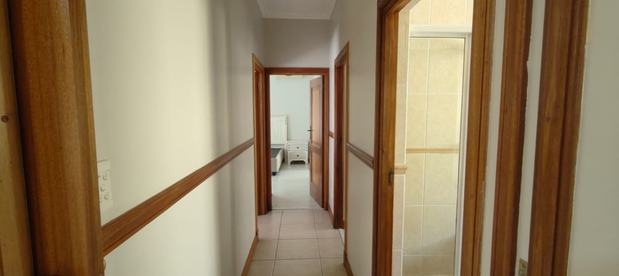 3 Bedroom Property for Sale in Three Rivers Proper Gauteng