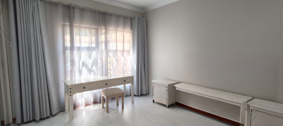 3 Bedroom Property for Sale in Three Rivers Proper Gauteng