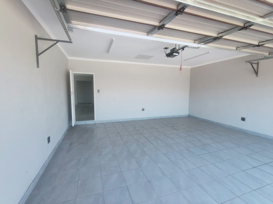 3 Bedroom Property for Sale in Arcon Park Gauteng