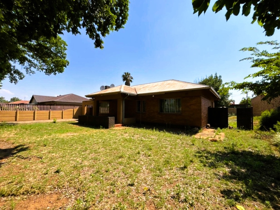 4 Bedroom Property for Sale in Vanderbijlpark CE 2 Gauteng