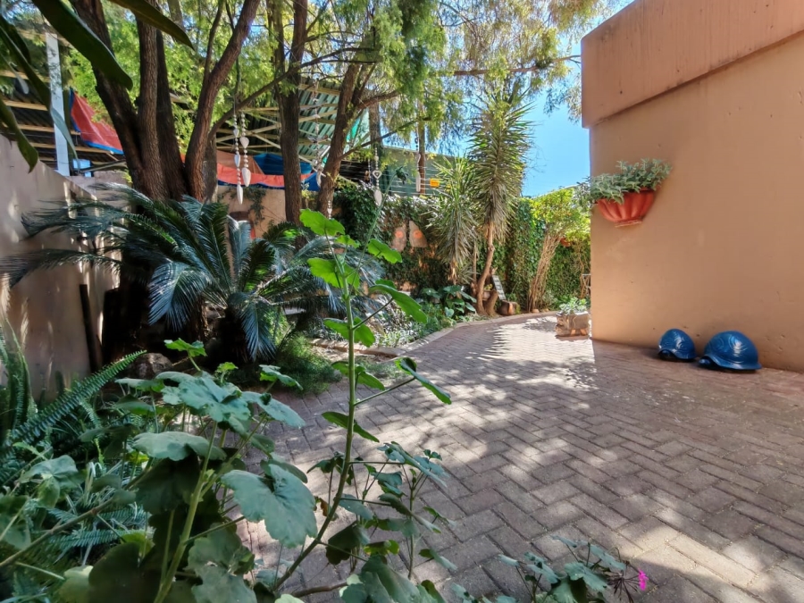 3 Bedroom Property for Sale in Three Rivers Proper Gauteng