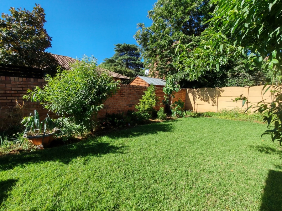 3 Bedroom Property for Sale in Three Rivers Proper Gauteng
