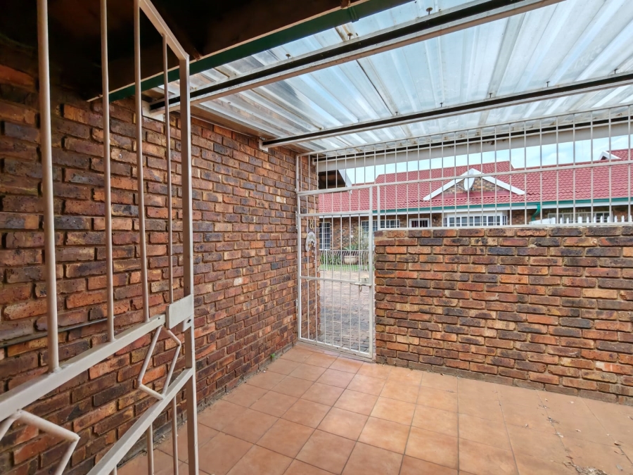 3 Bedroom Property for Sale in Three Rivers Gauteng