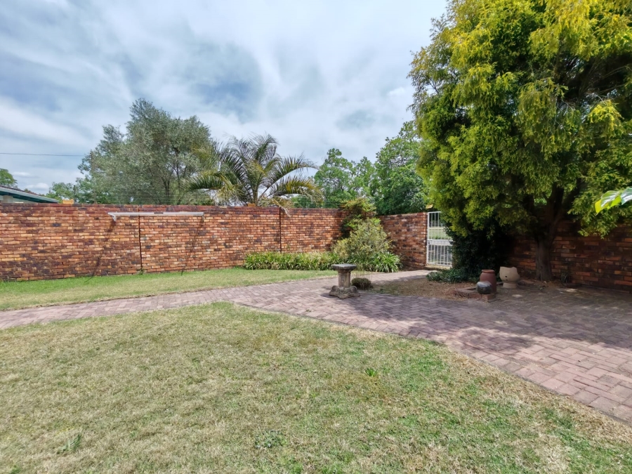 3 Bedroom Property for Sale in Three Rivers Gauteng