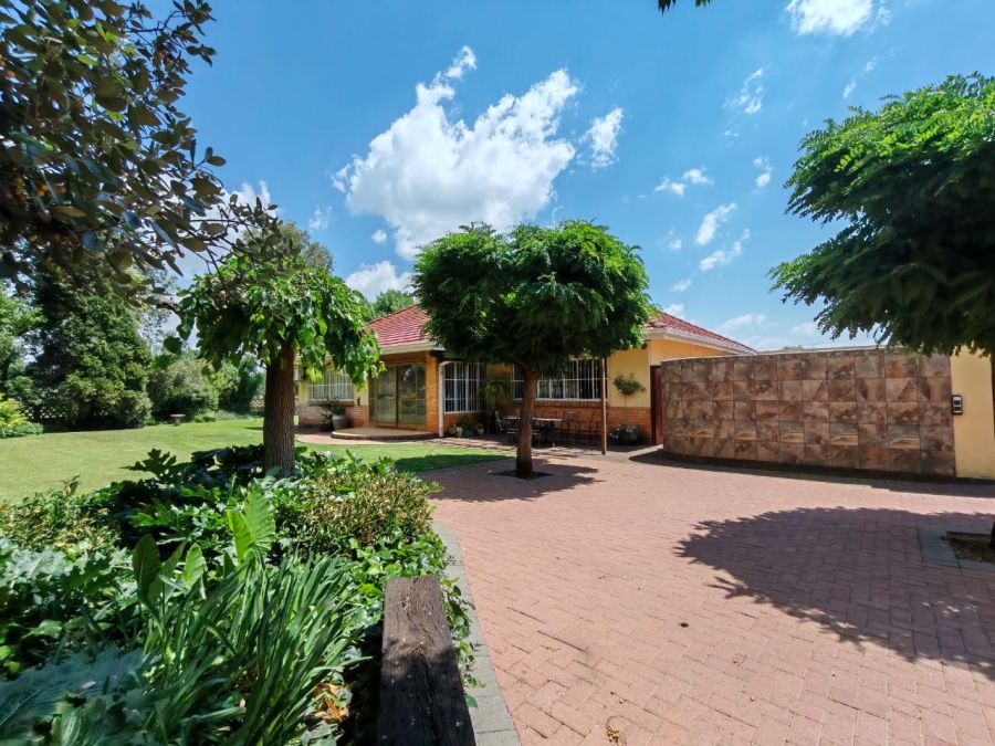 3 Bedroom Property for Sale in Three Rivers Gauteng
