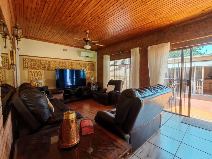 3 Bedroom Property for Sale in Three Rivers Gauteng