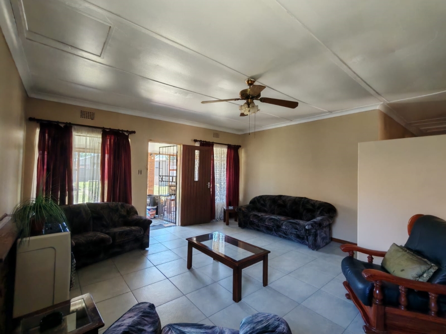 3 Bedroom Property for Sale in Three Rivers Gauteng