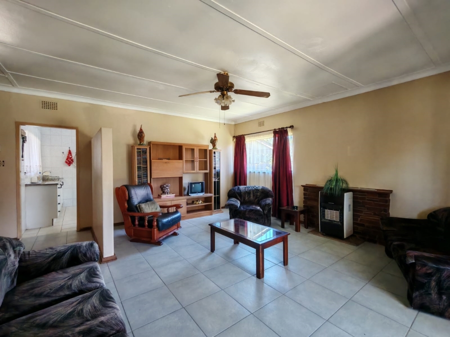 3 Bedroom Property for Sale in Three Rivers Gauteng