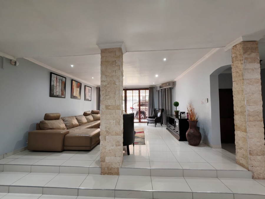 4 Bedroom Property for Sale in Three Rivers East Gauteng