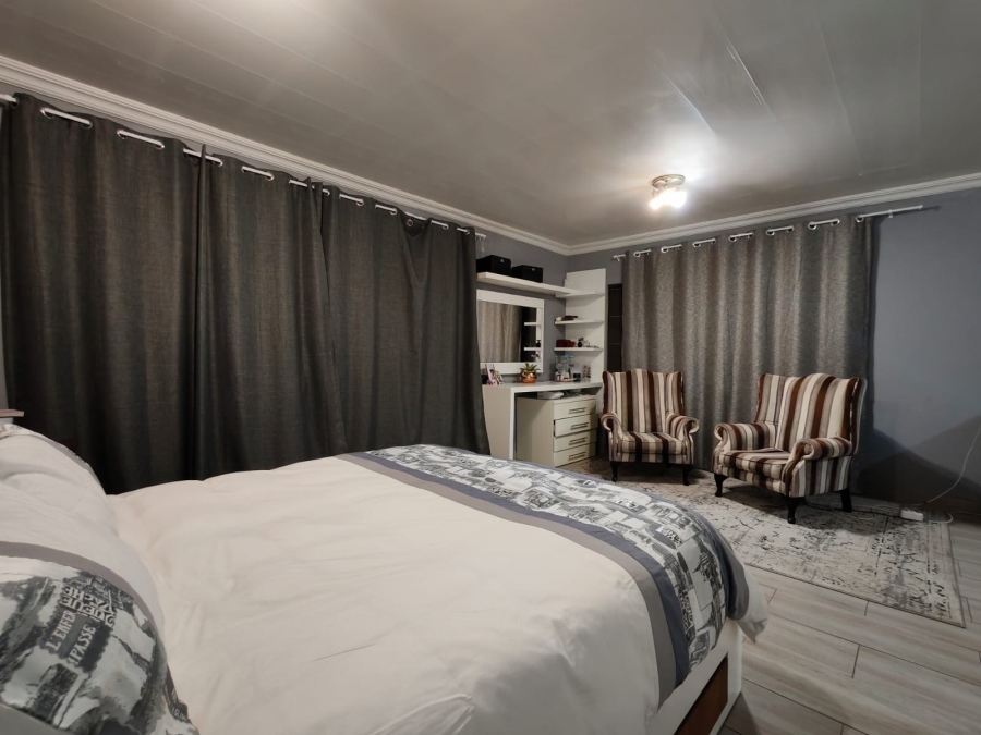 4 Bedroom Property for Sale in Three Rivers East Gauteng